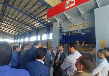 بازدید جمعی از شهرداران شهرستان های استان فارس از شرکت توسعه هنر متین